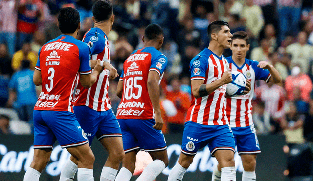 Sigue aquí EN VIVO ONLINE por TUDN el América vs. Chivas en el marco de la jornada 12 del Torneo Apertura 2019 de la Liga MX. | Foto: EFE