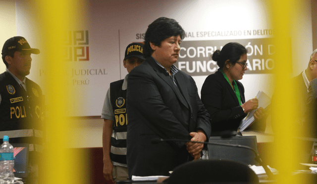 Edwin Oviedo abandona sede de Requisitorias [VIDEO]