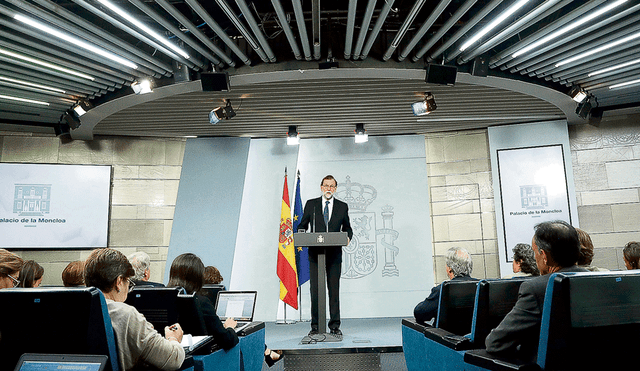 Rajoy rechaza el diálogo, da un plazo a Cataluña y amenaza la autonomía