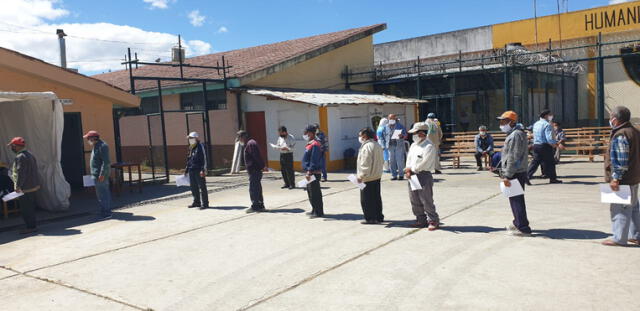 Cajamarca: 300 internos del penal pasan por pruebas de descarte del coronavirus