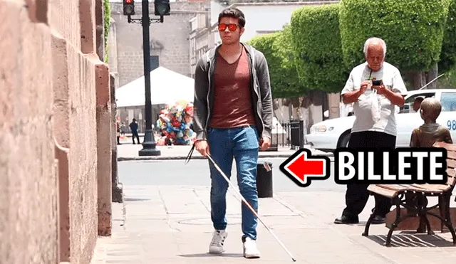 YouTube: 'ciego' deja caer dinero en la calle y personas hacen lo insólito al darse cuenta [VIDEO]