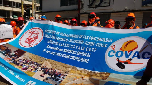Trabajadores de construcción civil Valle del Canipaco protestan por despidos