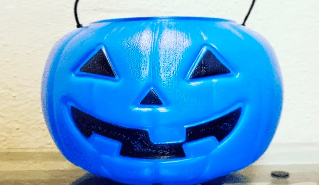 Halloween: ¿Qué significa la calabaza azul portada por un menor el día de la celebración? [FOTOS]