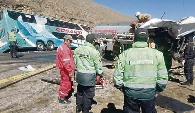 Choque entre bus y camión deja 4 muertos y 26 heridos en Áncash