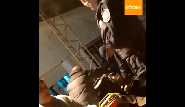 “Te voy a enseñar a respetar”, mujer denunció que policía la golpeó [VIDEO]