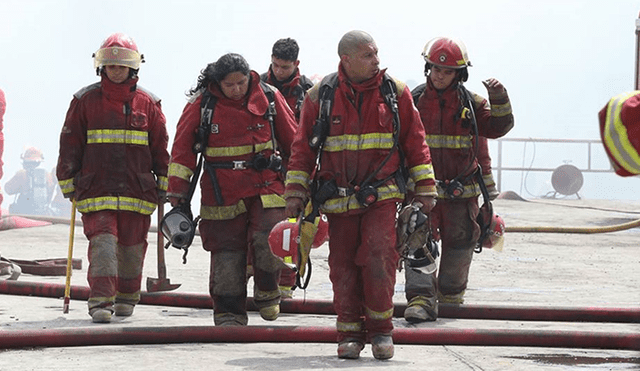 Bomberos atendieron 132 emergencias en primeras horas de Año Nuevo