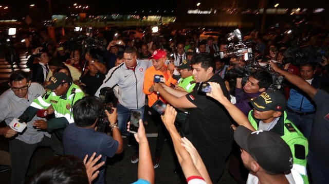 La reacción del presidente del Inter tras recibimiento a Paolo Guerrero en aeropuerto