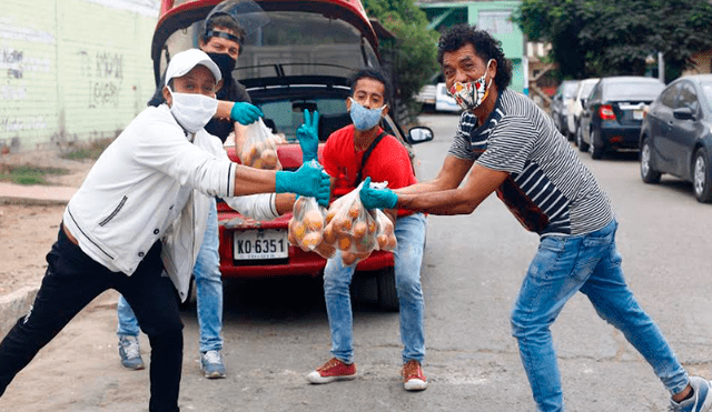 Cómicos ambulantes José Luis Cachay vende mandarinas por delivery tras quedarse sin trabajo ni dinero por la cuarentena