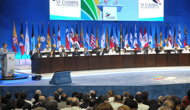 Instan a presidentes de la Cumbre de las Américas a defender la democracia