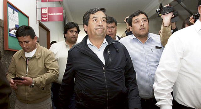 APU expulsa a Benicio Ríos y deslinda de alcaldes que cayeron por corruptos