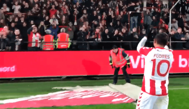 Twitter: espectacular celebración de Edison Flores con la hinchada del Aalborg BK [VIDEO]