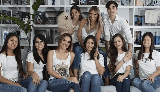 Jessica Newton enternece en Instagram al posar junto a sus 7 hijos