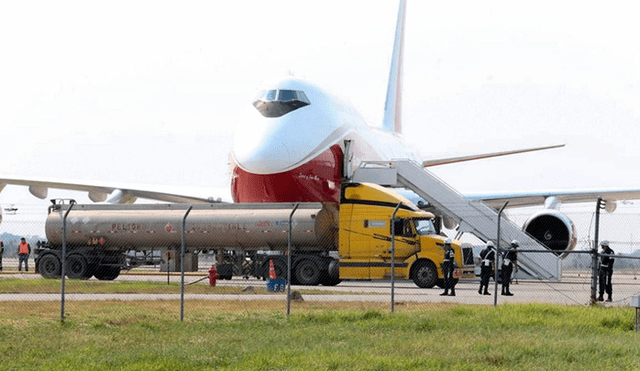 Boeing 747 SuperTanker llega a Bolivia para combatir los incendios forestales en Santa Cruz.
