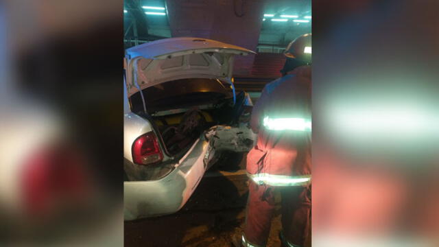 Serenos y bomberos atendieron a la víctima, quien presenta varias lesiones en el cuerpo. (Foto: Difusión)
