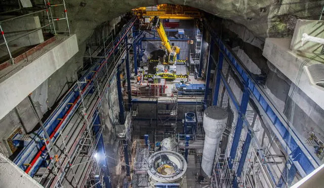 Handout picture released by the National Copper Corporation of Chile (CODELCO) showing  the construction of the underground operations of the Chuquicamata mine in Calama, on February 21, 2019. - Chilean mining company Codelco, the largest copper producer in the world, inaugurated this Wednesday the underground operations of the emblematic Chuquicamata mine, located in the Atacama desert (northern Chile). This was for decades the largest open pit copper deposit in the world, but in order to extend its useful life, Codelco decided to invest 5,000 million dollars in this monumental work. (Photo by Olivier Llaneza / CODELCO / AFP) / RESTRICTED TO EDITORIAL USE - MANDATORY CREDIT "AFP PHOTO / CODELCO / Olivier LLANEZA" - NO MARKETING NO ADVERTISING CAMPAIGNS - DISTRIBUTED AS A SERVICE TO CLIENTS