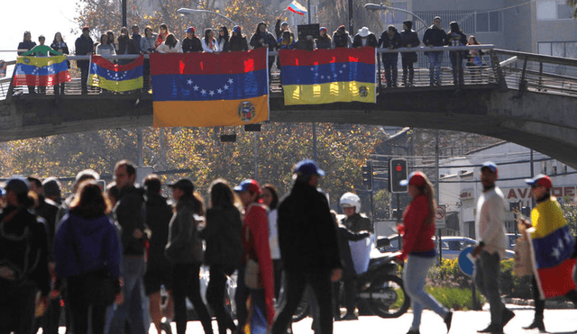  Chile otorgará visa de "responsabilidad democrática" a inmigrantes venezolanos