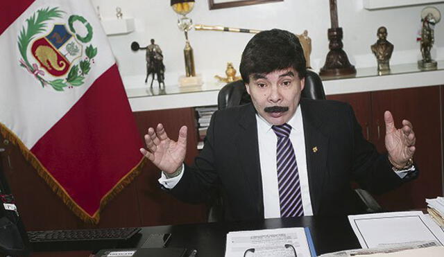 Alcalde de Arequipa se exaspera ante presuntas irregularidades de su gestión [AUDIO]