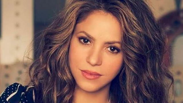 Shakira alarma a fans por supuesto aumento de labios [FOTOS]