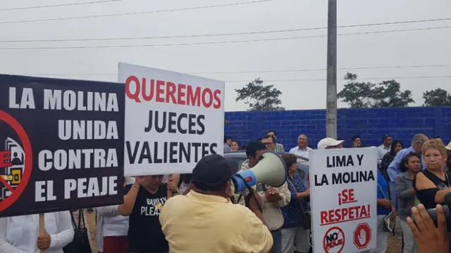 Protesta contra el falllo que revoca la anulación de los peajes en La Molina