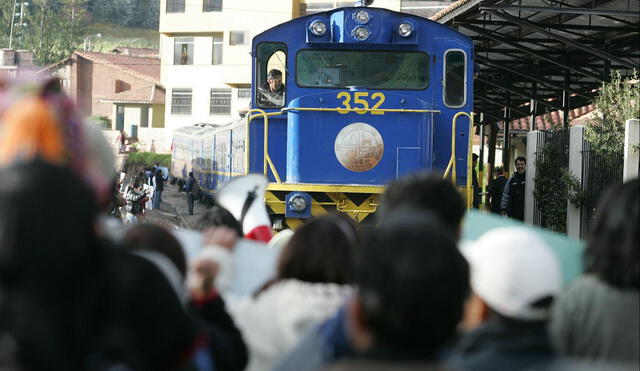 Cusco: trabajadores ferroviarios inician paro de 48 horas