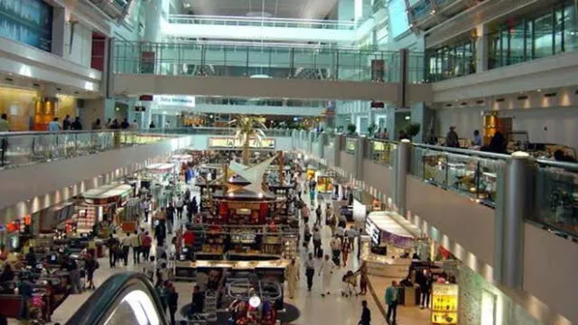 Controlan el ingreso de chinos en aeropuerto de Emiratos Árabes Unidos. Foto: difusión.