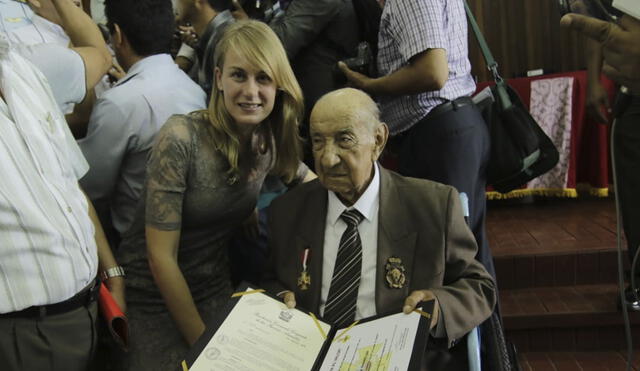 Condecoración a Jorge Sanjinez, veterano peruano de la Segunda Guerra Mundial [FOTOS]