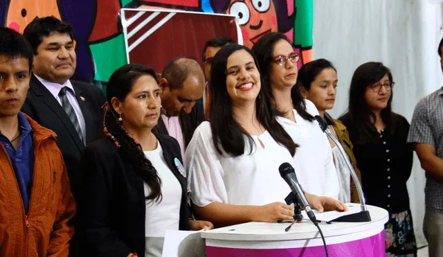 Nuevo Perú critica al gabinete de Del Solar e insiste en crear otra Constitución