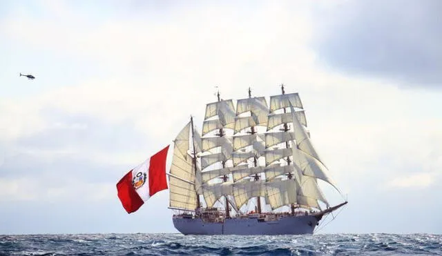 Exhiben veleros de 9 países latinoamericanos en la Base Naval del Callao   