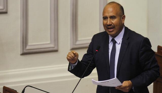 Armando Villanueva es el nuevo vocero de Ación Popular desde esta legislatura. Foto: La República.