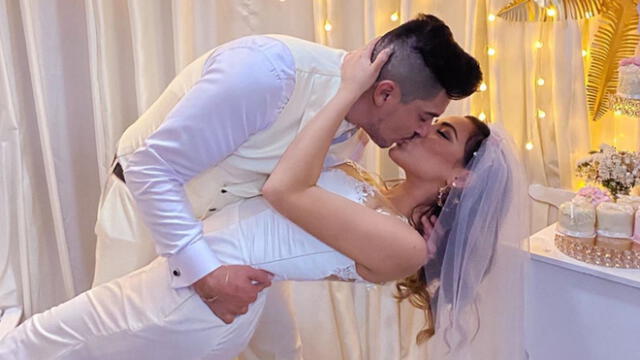 Aída Martínez aclaró en Instagram que el matrimonio fue presenciado en directo por pocas personas. | Foto: Instagram