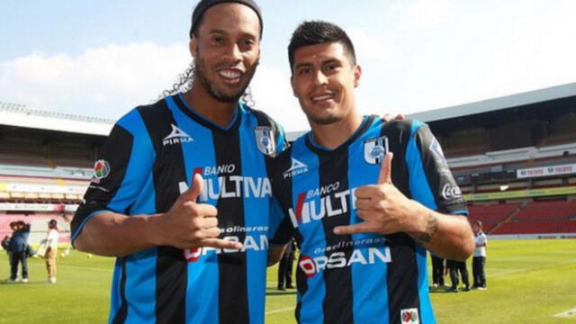 Patricio Rubio y Ronaldinho compartieron equipo en el Querétaro de la Liga MX. Foto: Radio Agricultura.