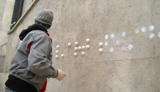 Pieza en construcción en el Museo de Arte Contemporáneo de Francia. Foto: The Blind