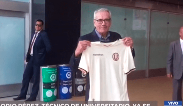 Universitario de Deportes presentó en sociedad al técnico Gregorio Pérez. | Foto: @Gustavo_p4