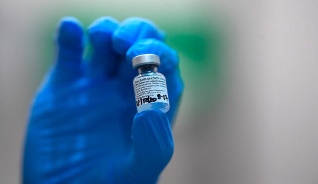 La vacuna Pfizer/BioNTech ya está en pleno uso en Reino Unido contra el coronavirus. Foto: EFE