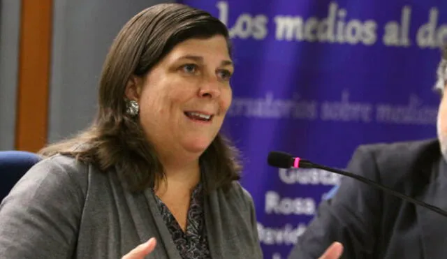 Rosa María Palacios integra el grupo de periodistas que firmó la demanda contra la concentración de medios