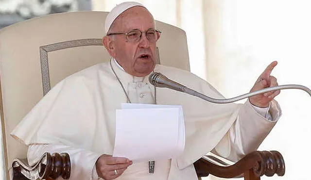 El papa Francisco escuchó a las víctimas, que había solicitado insistentemente que se aboliera este secreto. Foto: EFE.