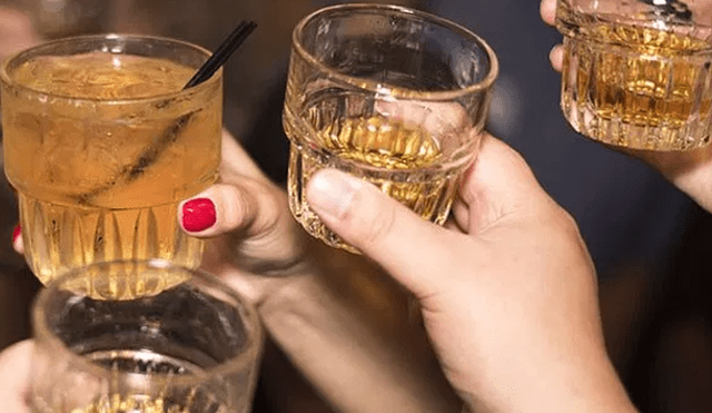 Estudio revela que mujeres de Ica y Puno beben y fuman más que los hombres 