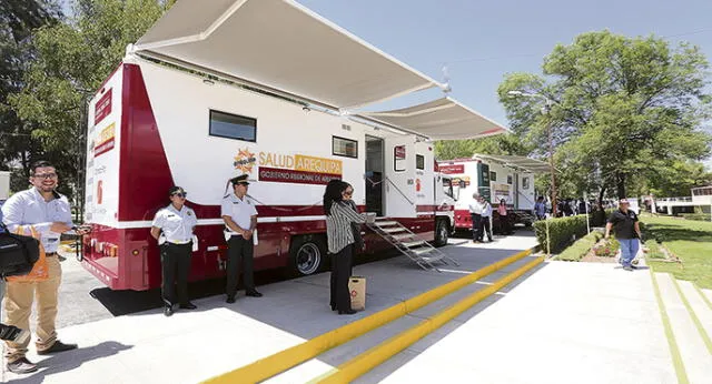 Cerro Verde dona clinibuses para atender a pacientes de zonas rurales de Arequipa