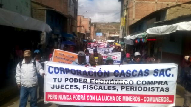 Ayacucho: Comuneros protestan contra orden de detención de cuatro mineros artesanales