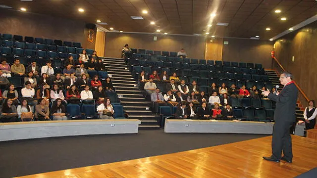 Corte de Arequipa inicia segundo programa de voluntarios