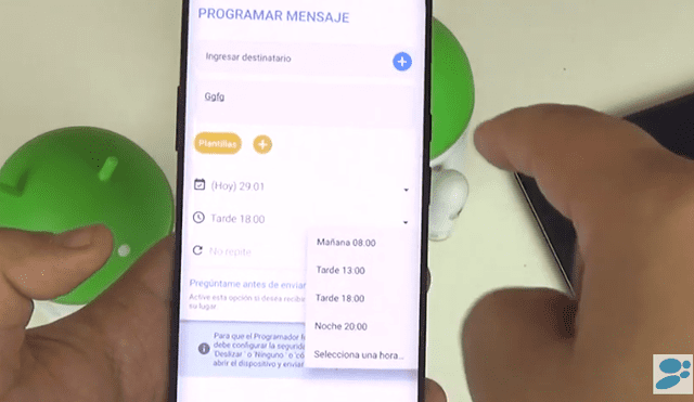 Desliza para ver los detalles de este método para programar mensajes en WhatsApp. Foto: Captura / YouTube.