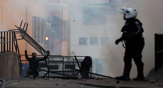 En Quito se han multiplicado los enfrentamientos entre ciudadanos y policías. Foto: EFE