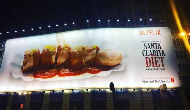 Netflix presenta polémico Out Of Home para la siniestra serie Santa Clarita Diet