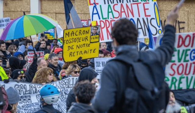 Una protesta celebrada en París contra la reforma de las pensiones. Foto: EFE