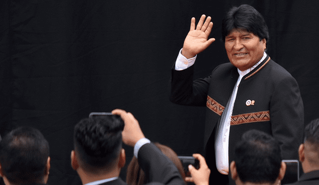 Evo Morales lamenta fallecimiento de ministro de Defensa José Huerta. Foto: AFP