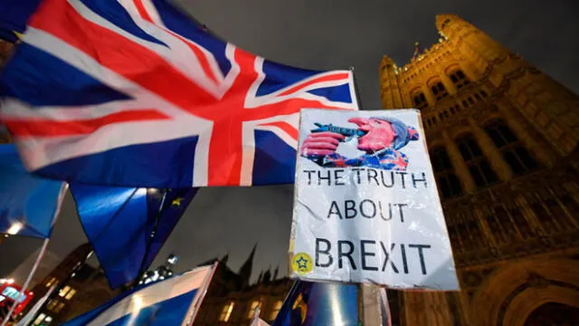 Brexit: Parlamento británico rechaza salida del Reino Unido de la Unión Europea por mayoría aplastante