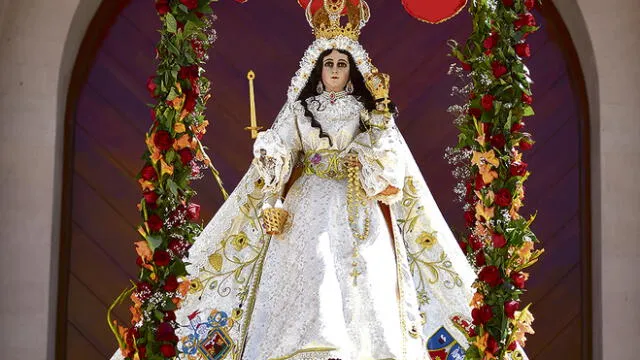 MISA PROCESION E INAUGURACION DE TEMPLO DE LA VIRGEN DE CHAPI EN POLOBAYA