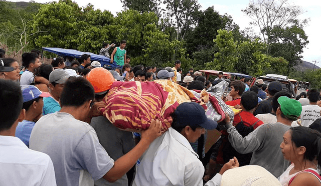 Familiares y amigos lamentaron suceso.