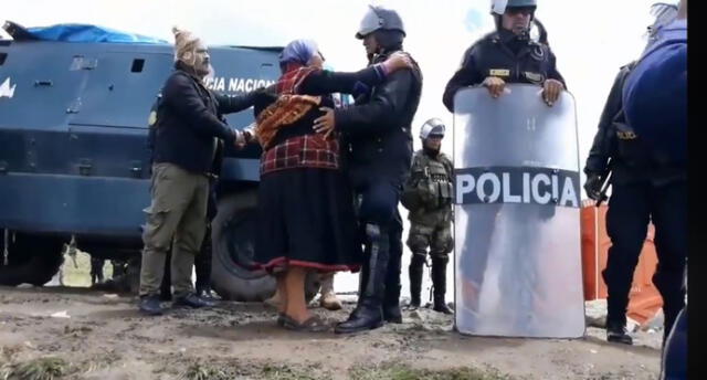 Pobladores piden a la Policía estar de su lado en conflicto por Las Bambas [VIDEO]