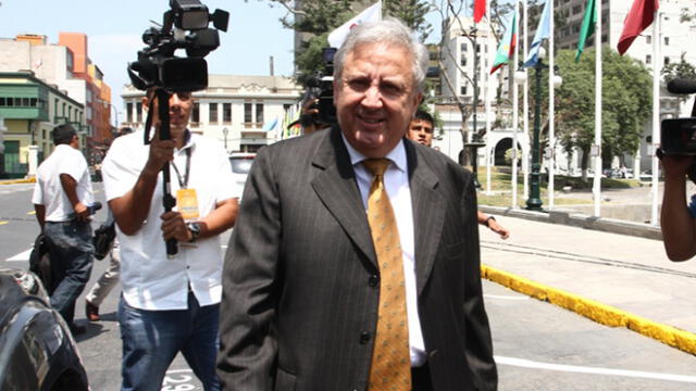 Caso Hospitales: exministro Hernán Garrido fue citado para declarar en el juicio